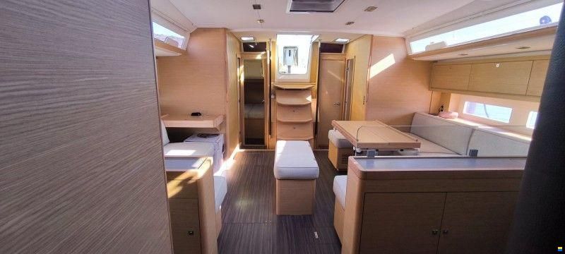 Dufour 530