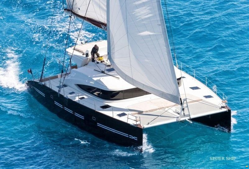C.N.Catamaran Center Nyx 565