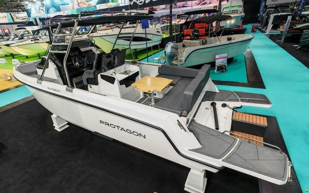 Protagon - PROTAGON 25 SUNDECK KABINENVS.