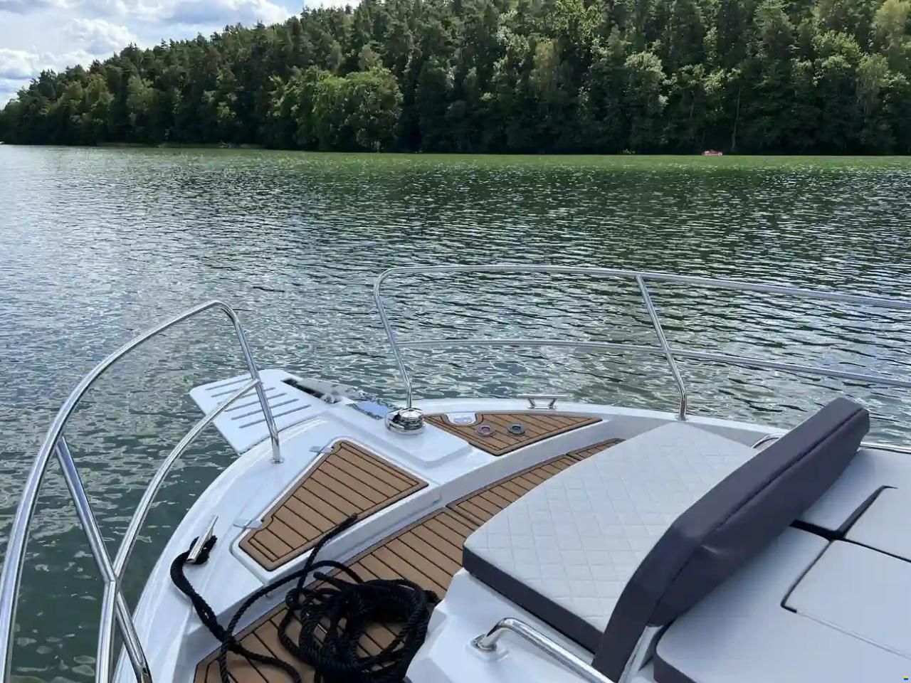 Nauticat 990 Neon
