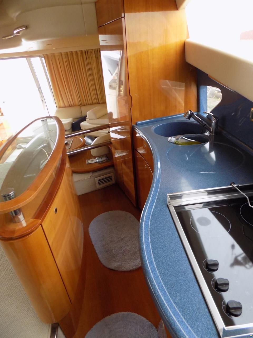 Azimut 55E