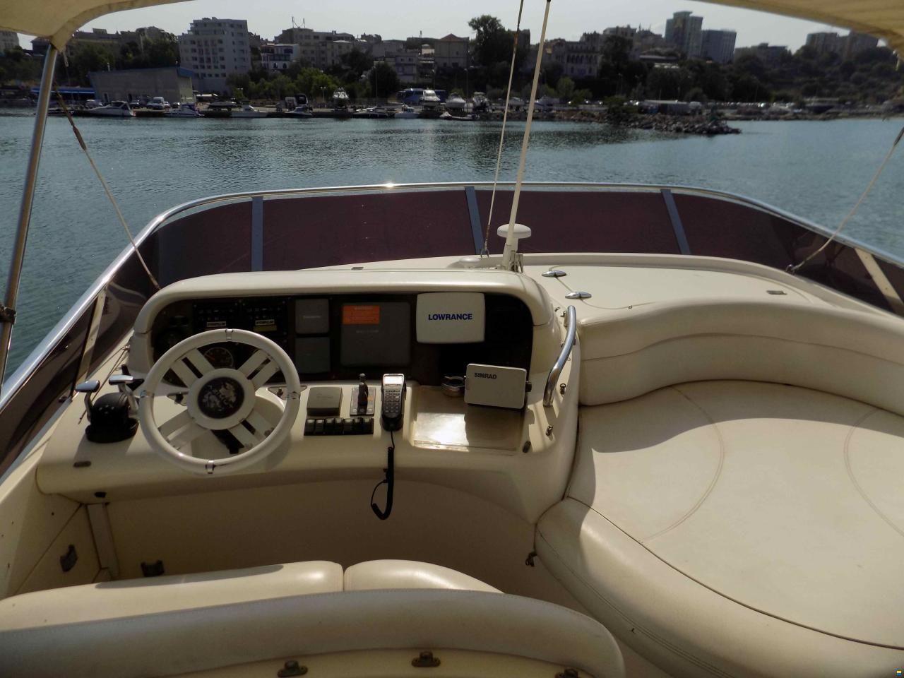 Azimut 55E