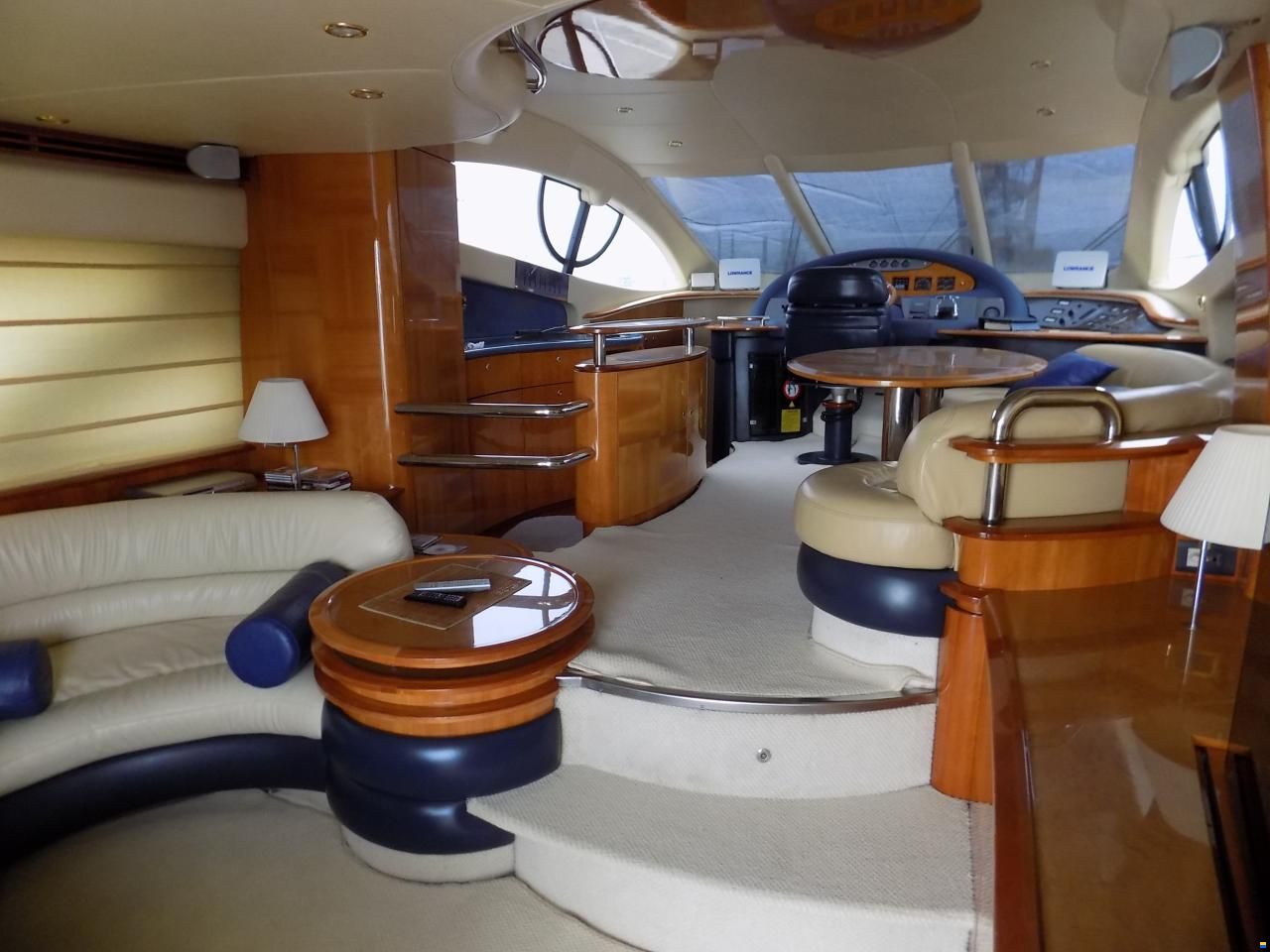 Azimut 55E