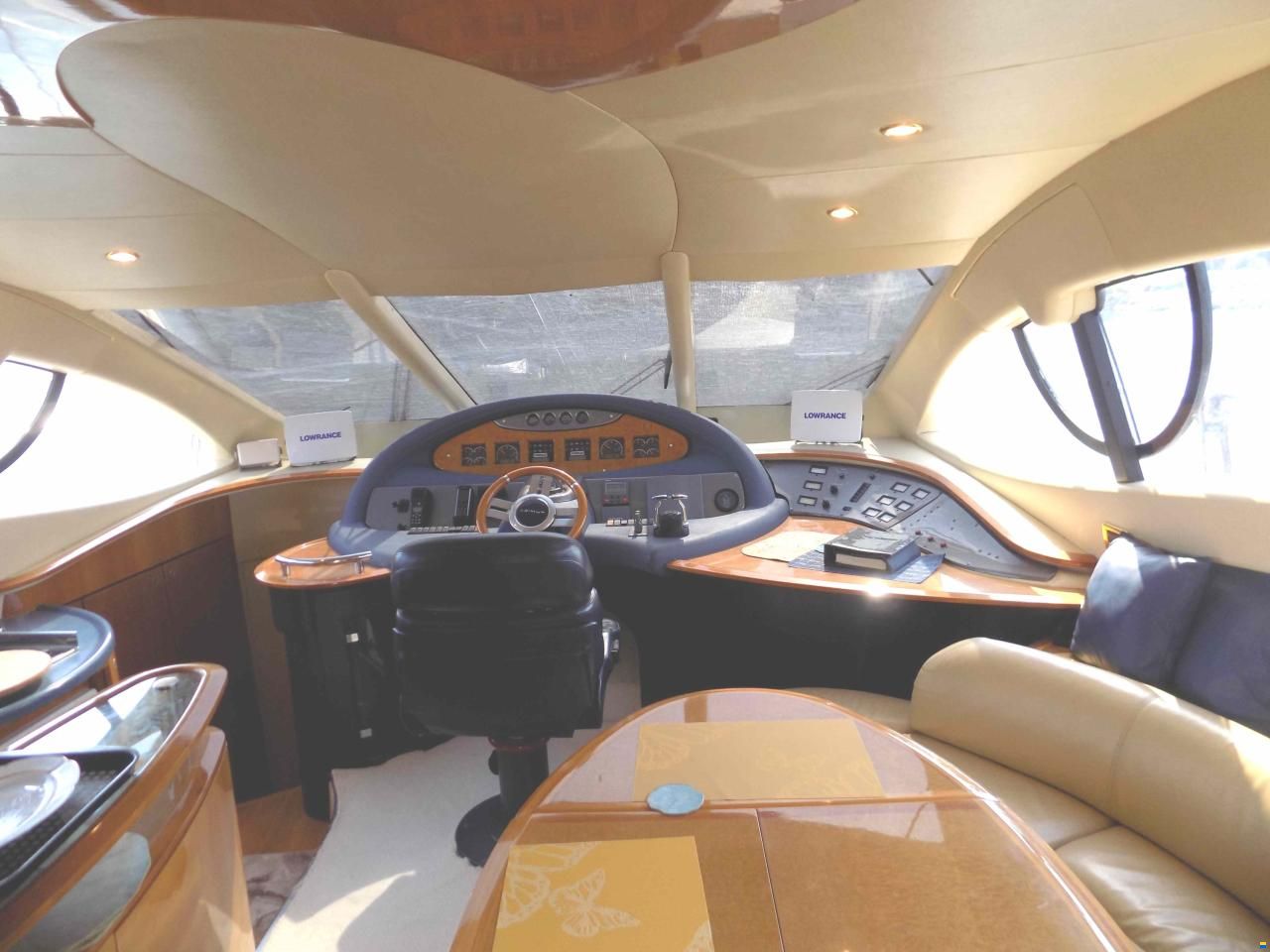 Azimut 55E
