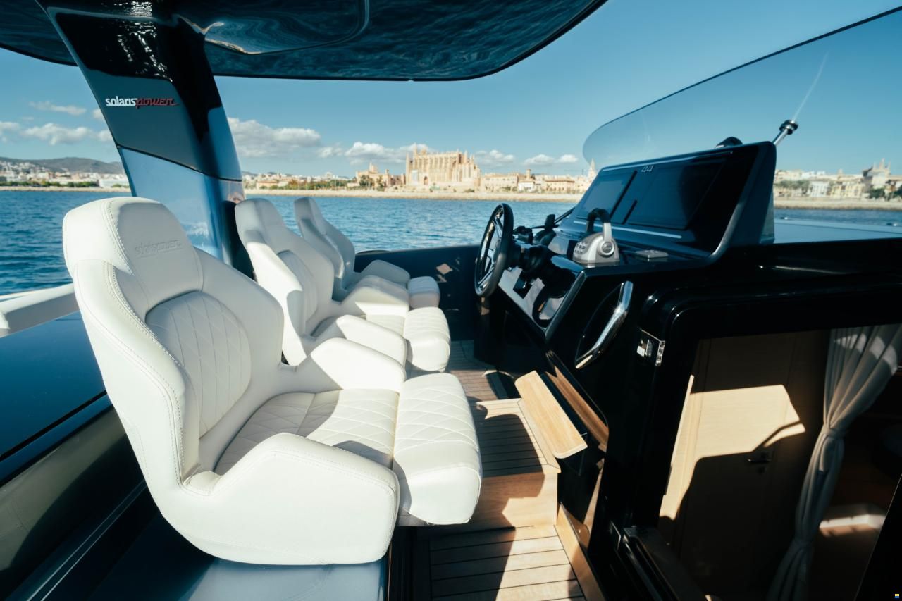 Solaris Power 44 Open