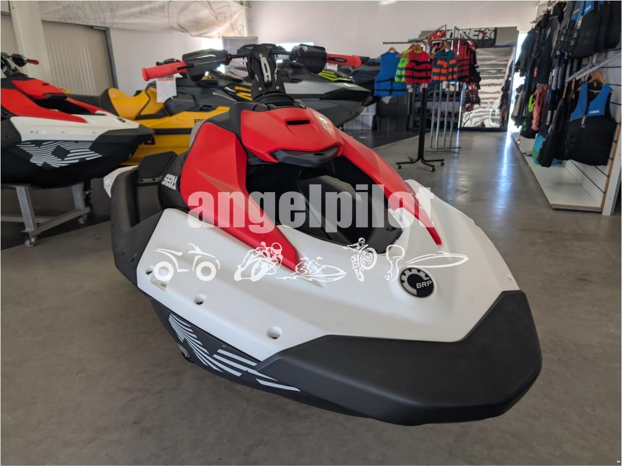 BRP Spark Trixx 900 HO ACE 1UP