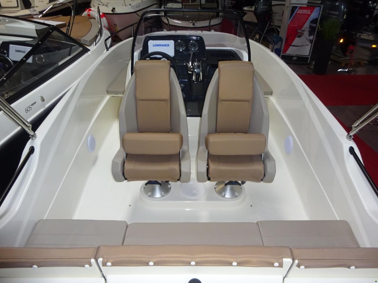 Quicksilver Activ 555 Open