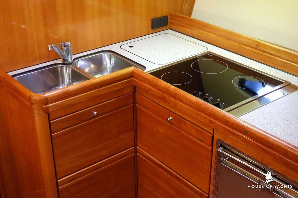 Bavaria 37 Sport HT