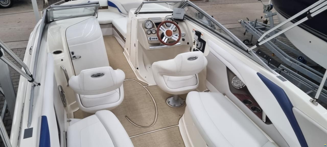 Glastron 255