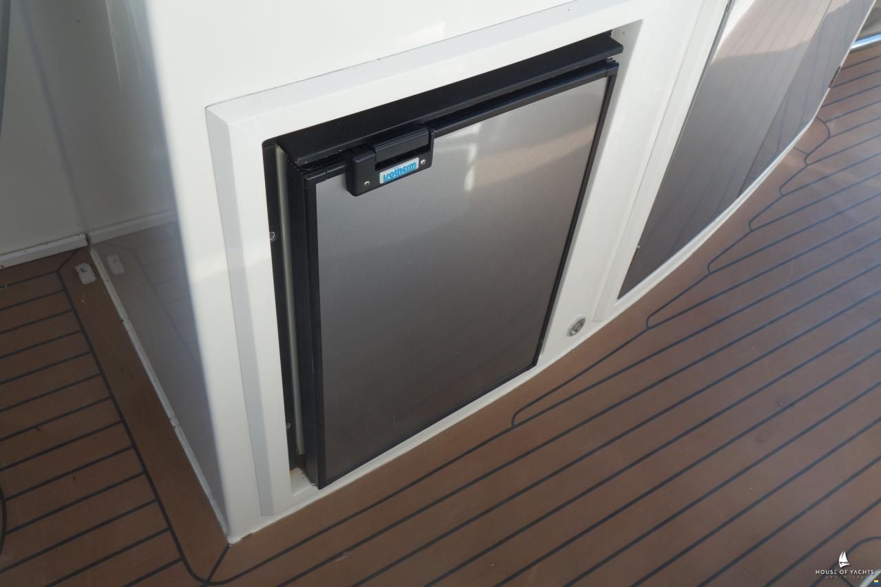Galeon 325 HTS