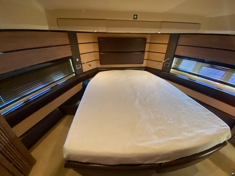 Azimut 60 Fly