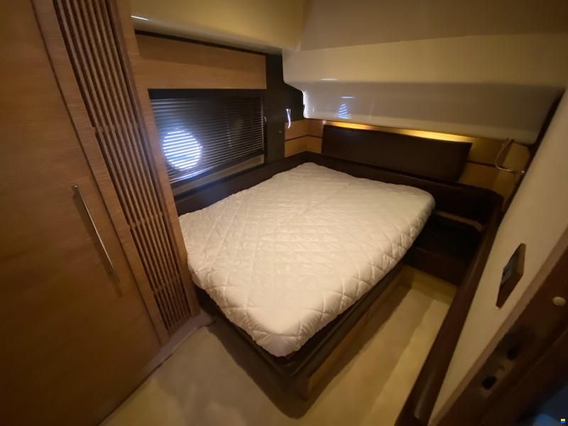 Azimut 60 Fly