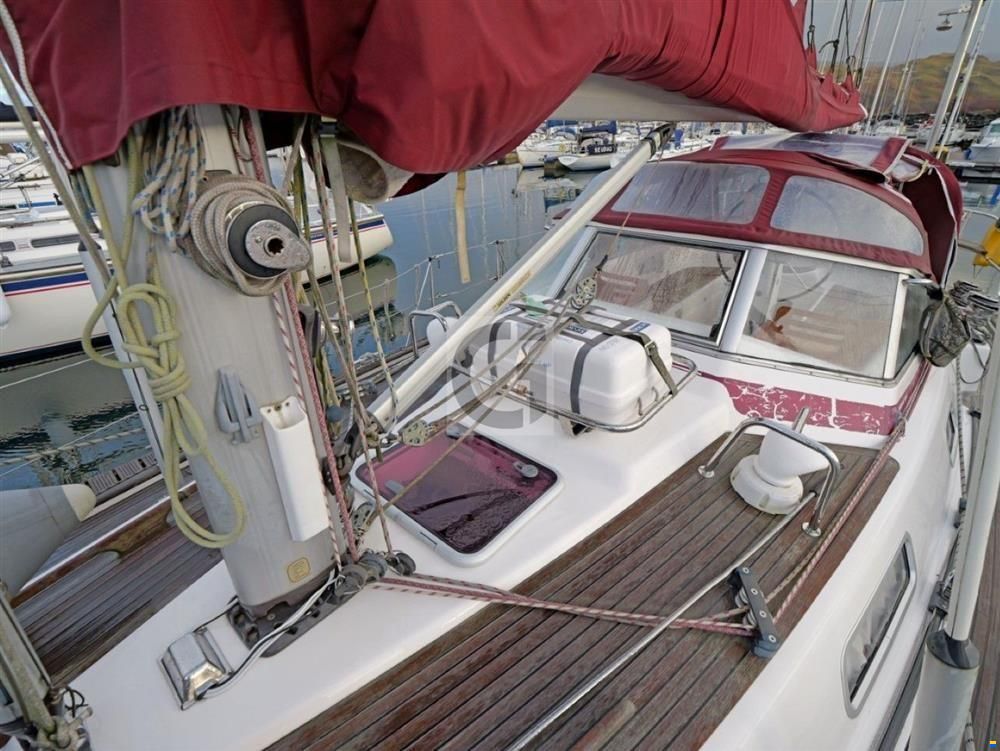 Najad 380