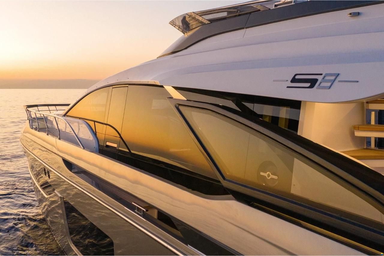 Azimut S8