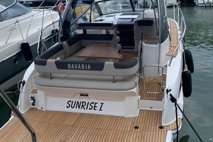 Bavaria S33