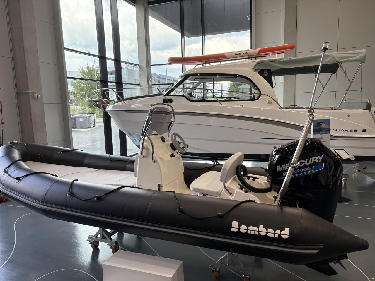 Bombard SUNRIDER 550
