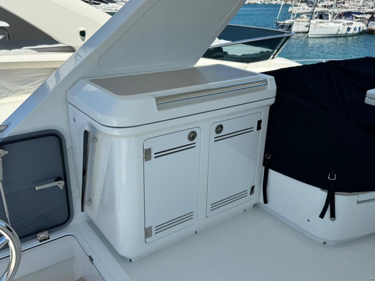 Galeon 560 Fly