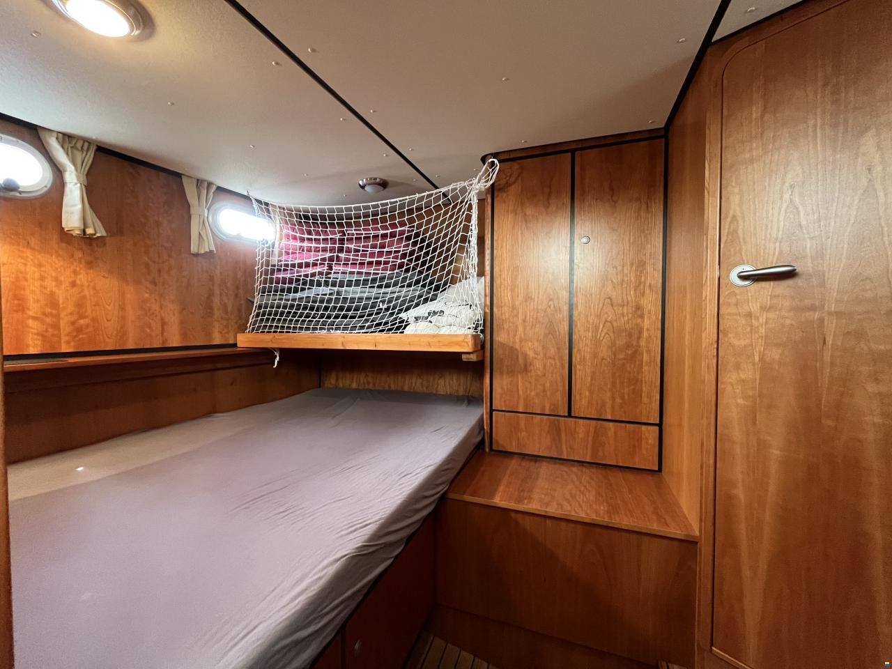 Linssen Grand Sturdy 29.9 AC