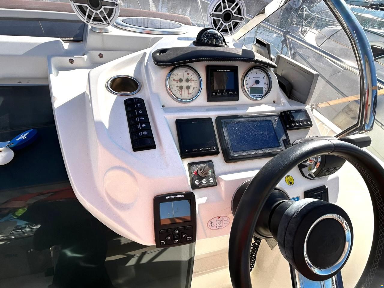 Cranchi Endurance 30