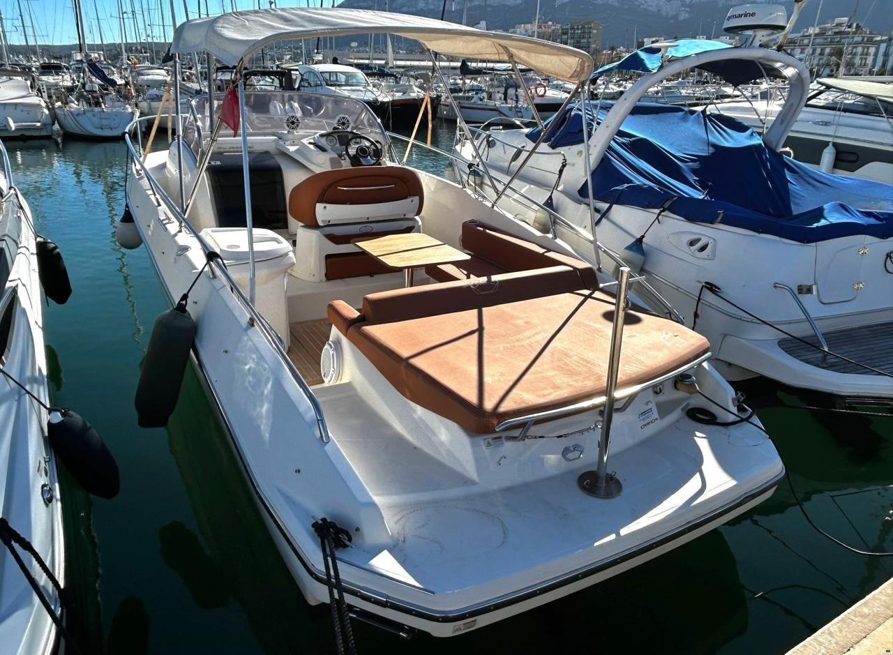 Cranchi Endurance 30
