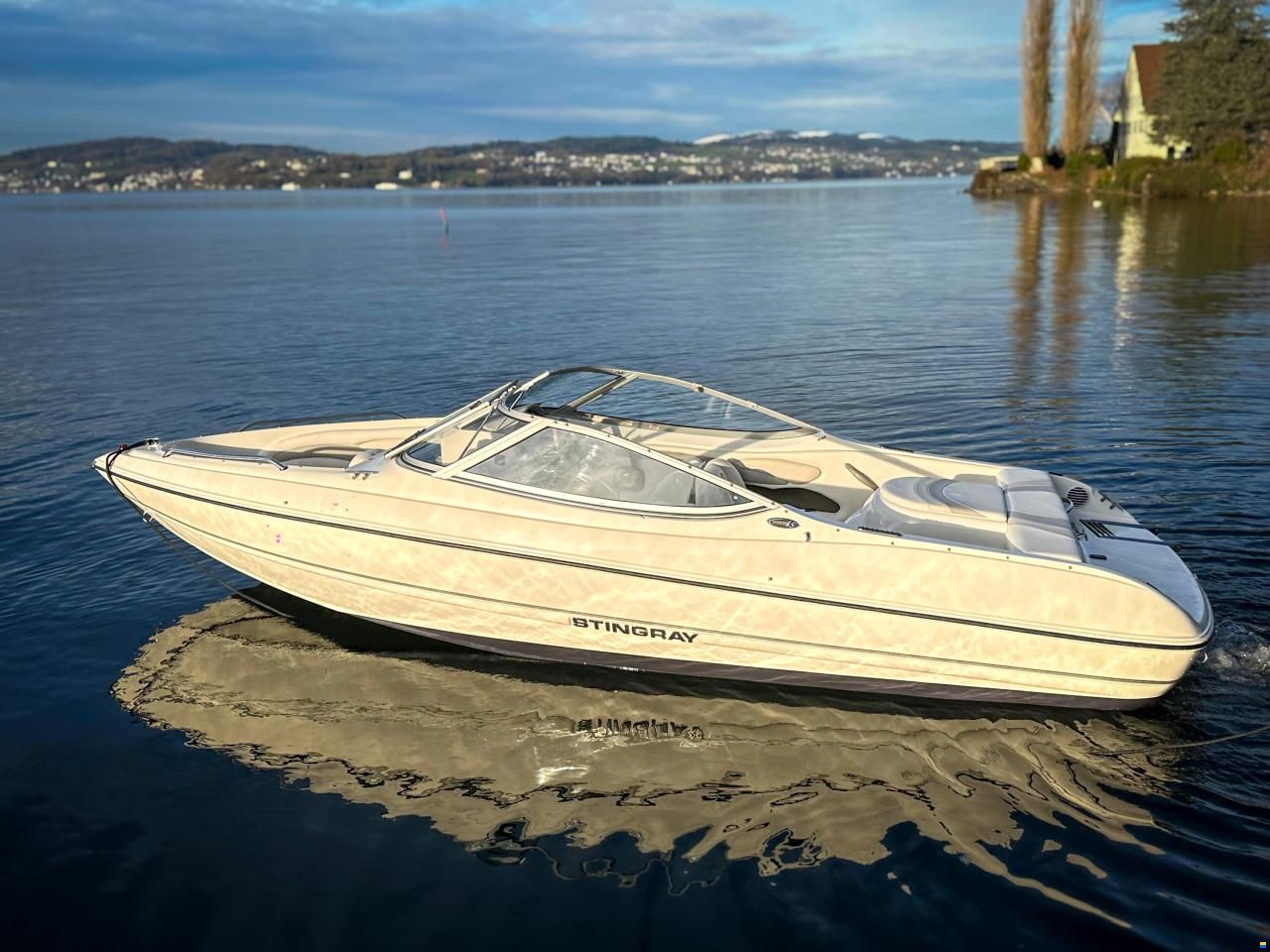 Stingray 185 Bowrider