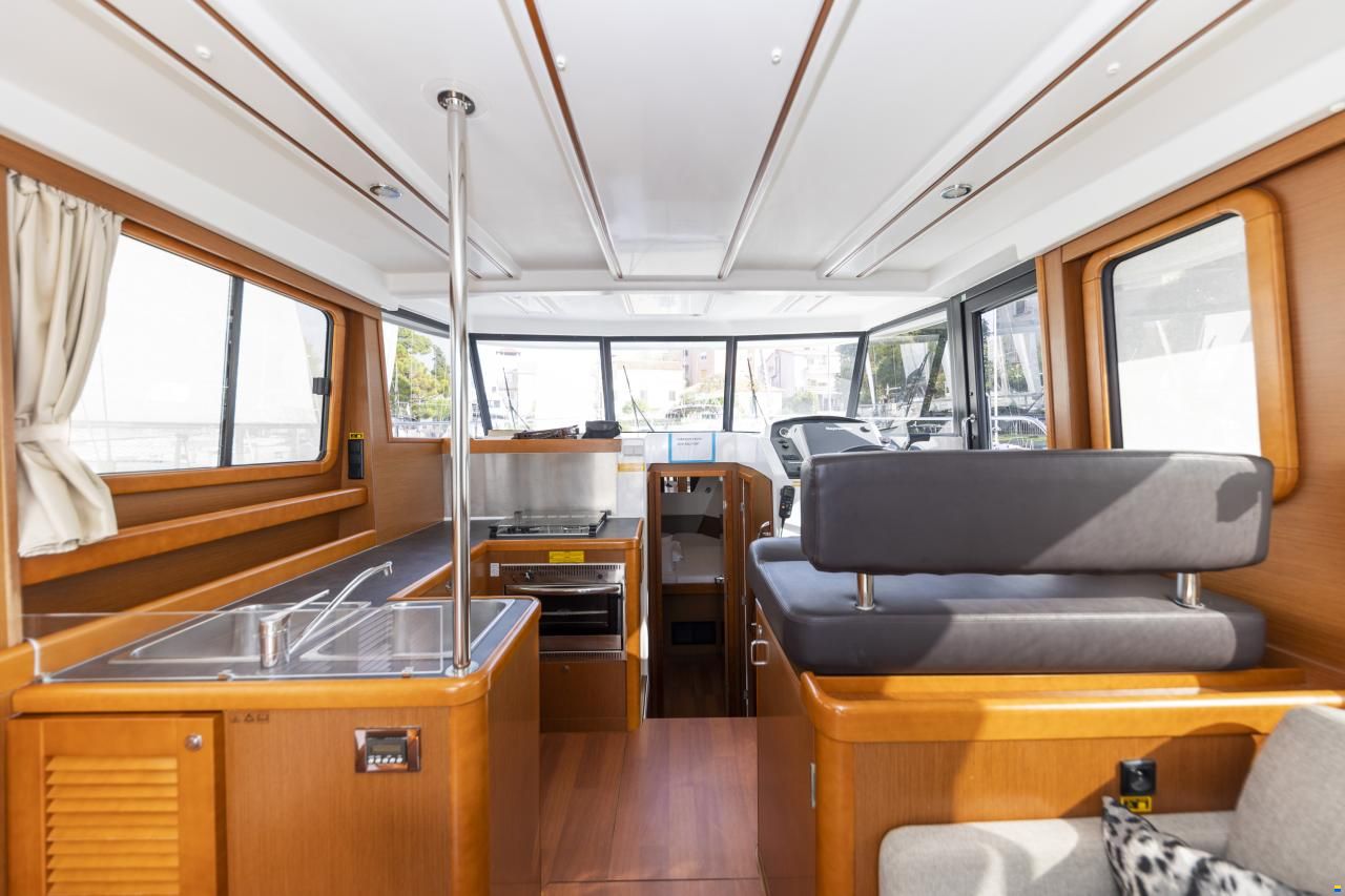 Beneteau Swift Trawler 34