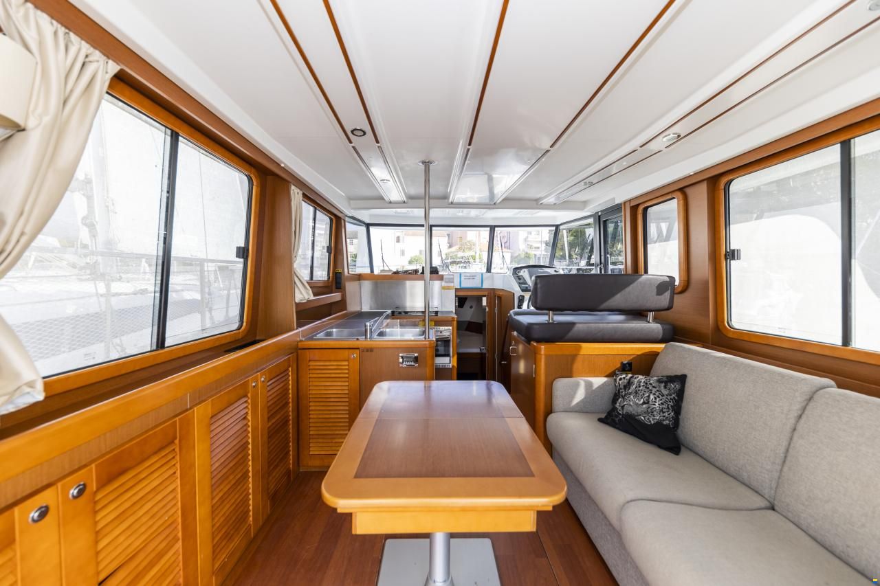 Beneteau Swift Trawler 34