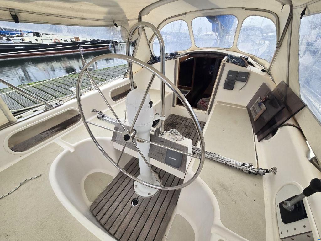 Sirena 38