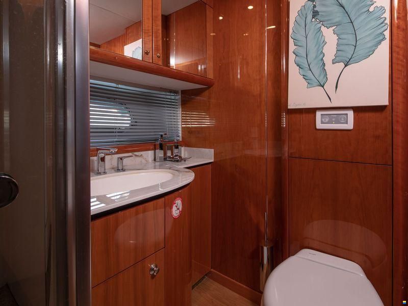 Sunseeker 94 Yacht
