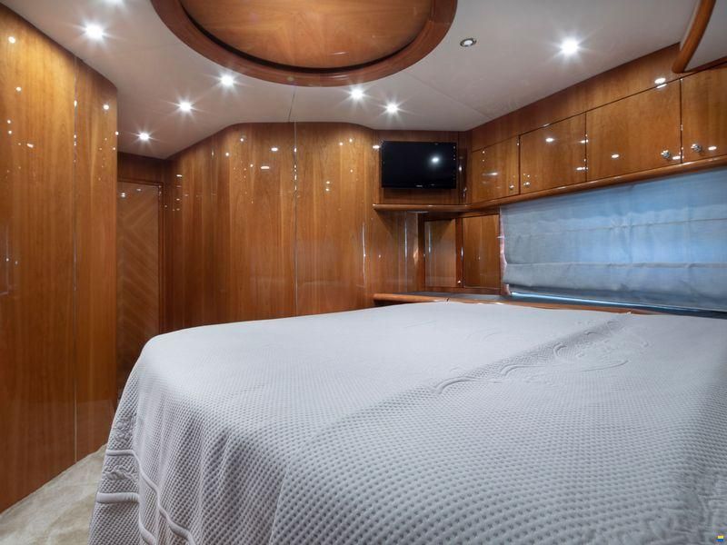 Sunseeker 94 Yacht