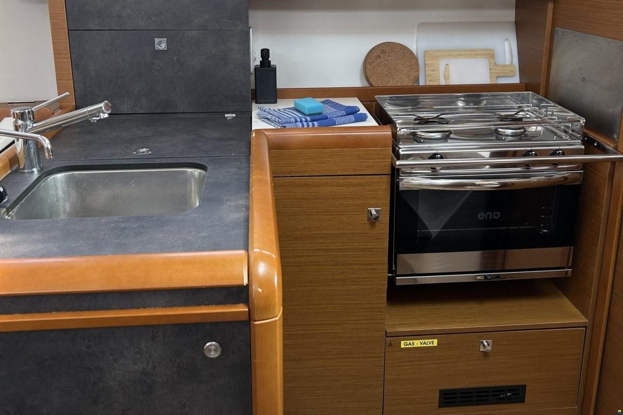 Jeanneau Sun Odyssey 349
