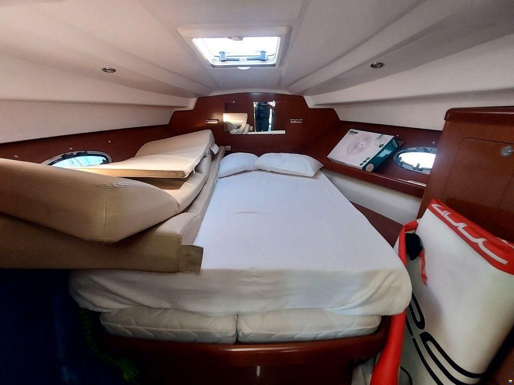 Beneteau Antares 30 Fly