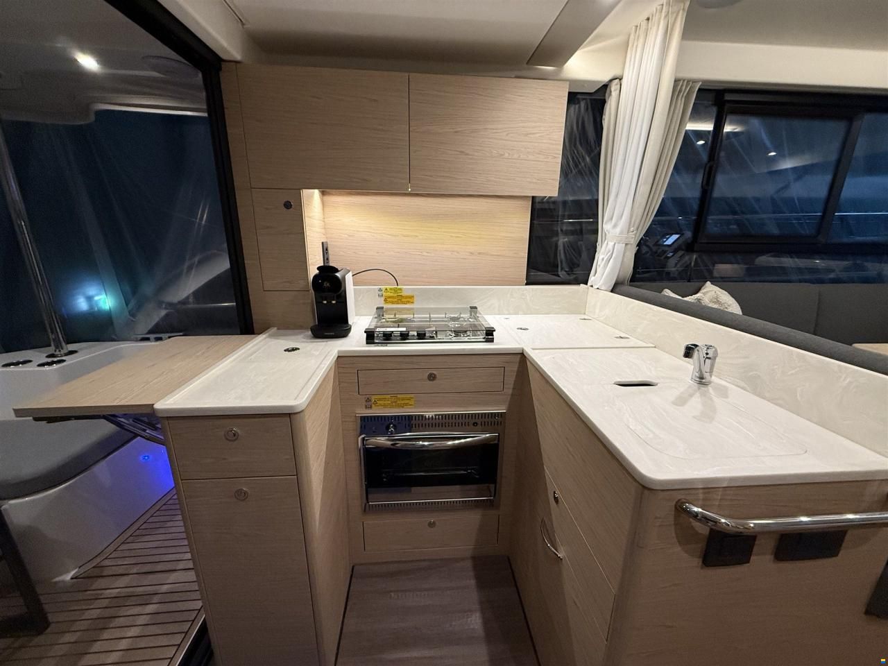 Beneteau Swift trawler 41 Fly