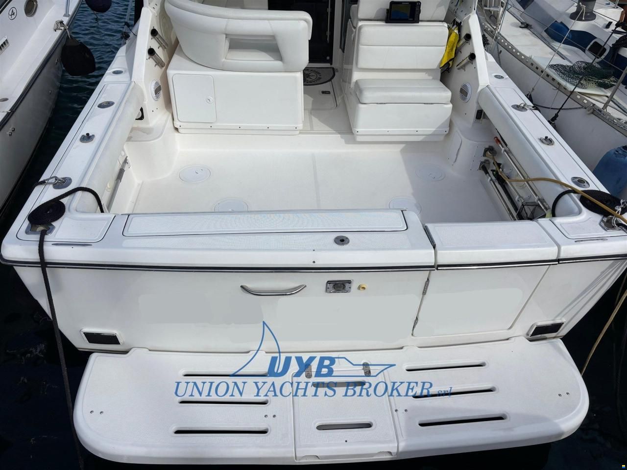 Tiara 3100 Open