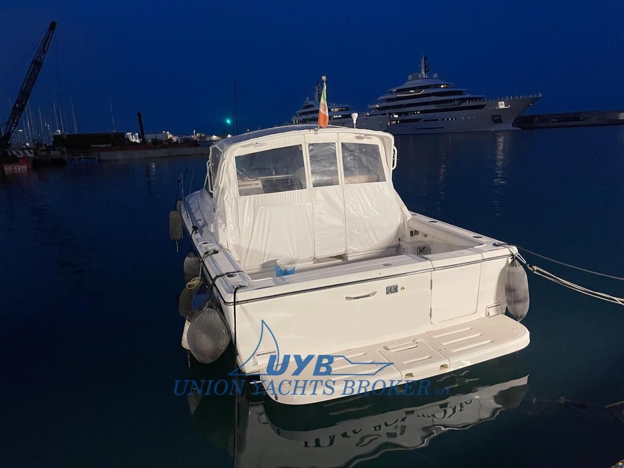 Tiara 3100 Open