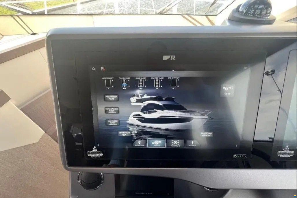 Galeon 480 Fly