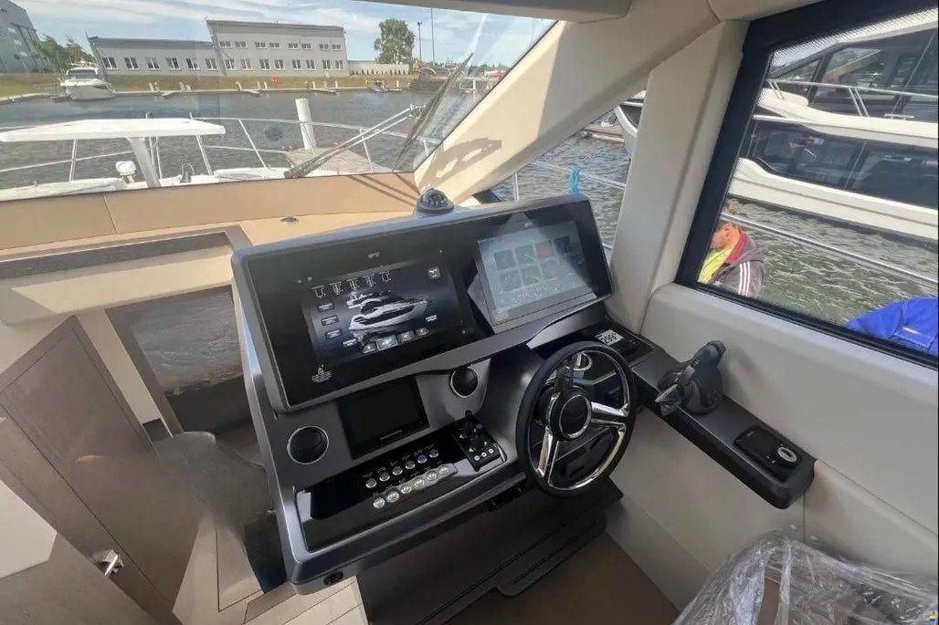 Galeon 480 Fly