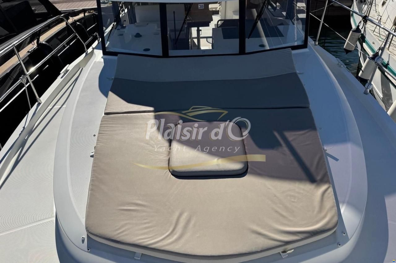 Beneteau Swift Trawler 35