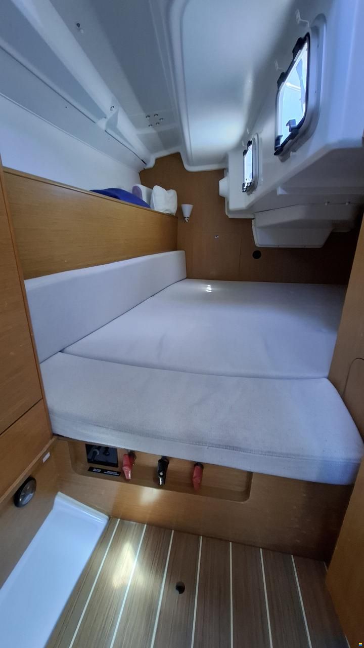 Jeanneau Sun Odyssey 33i
