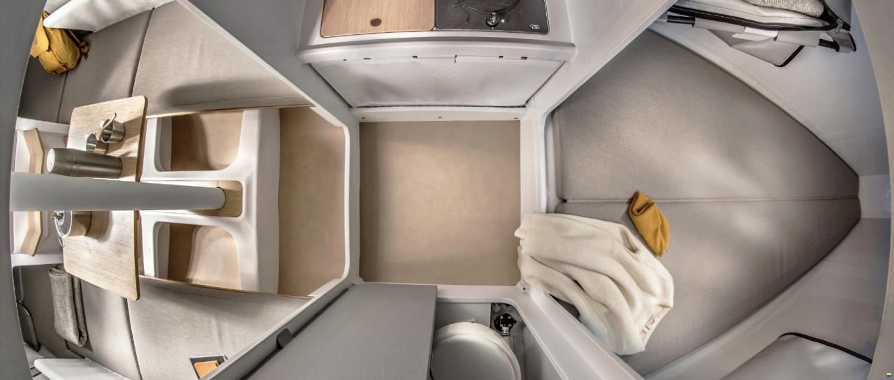 Beneteau First 27
