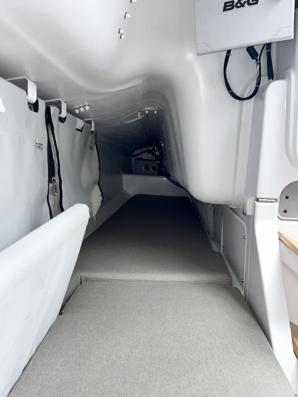 Beneteau First 27