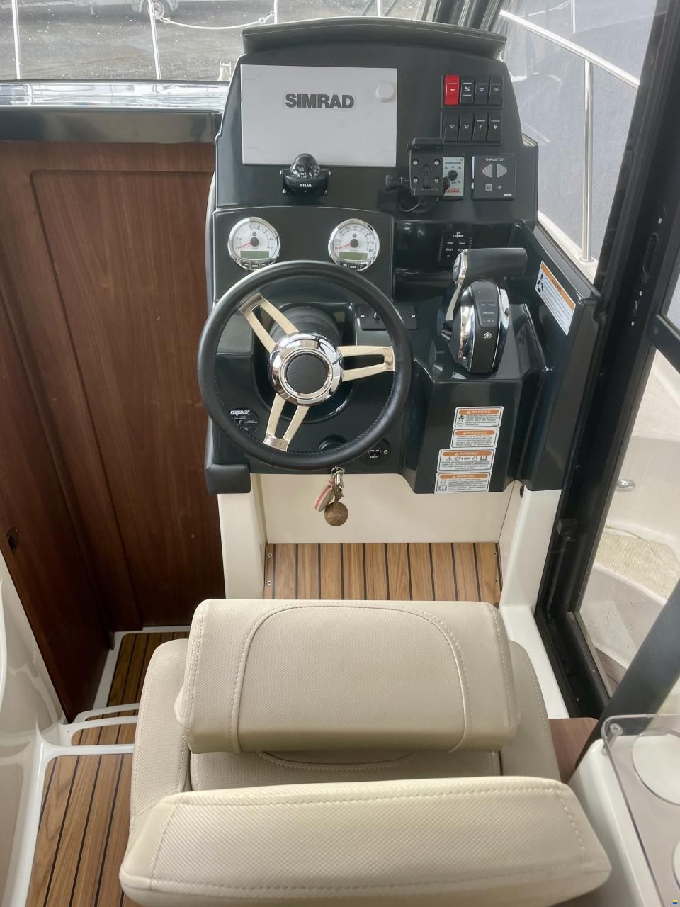 Quicksilver Activ 855