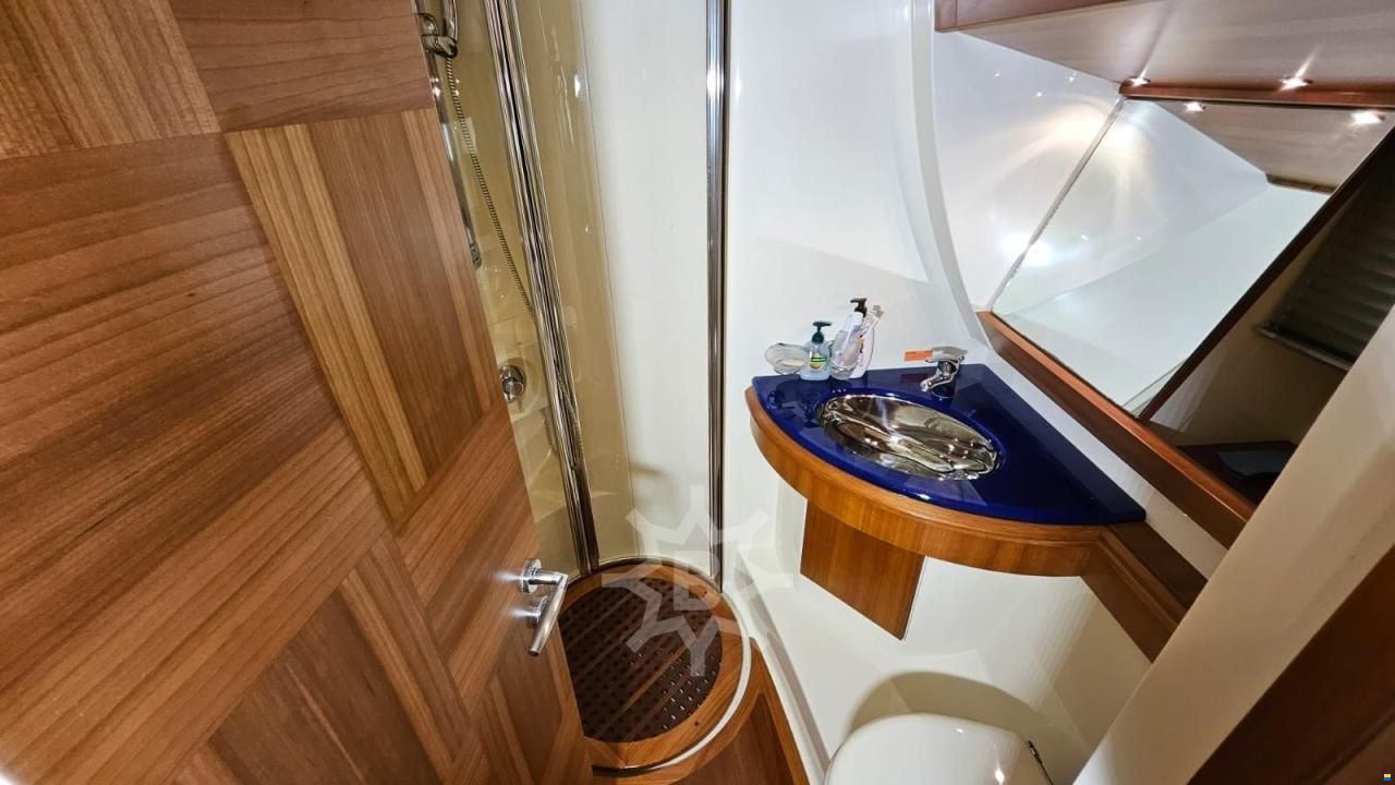 Azimut AZ 50