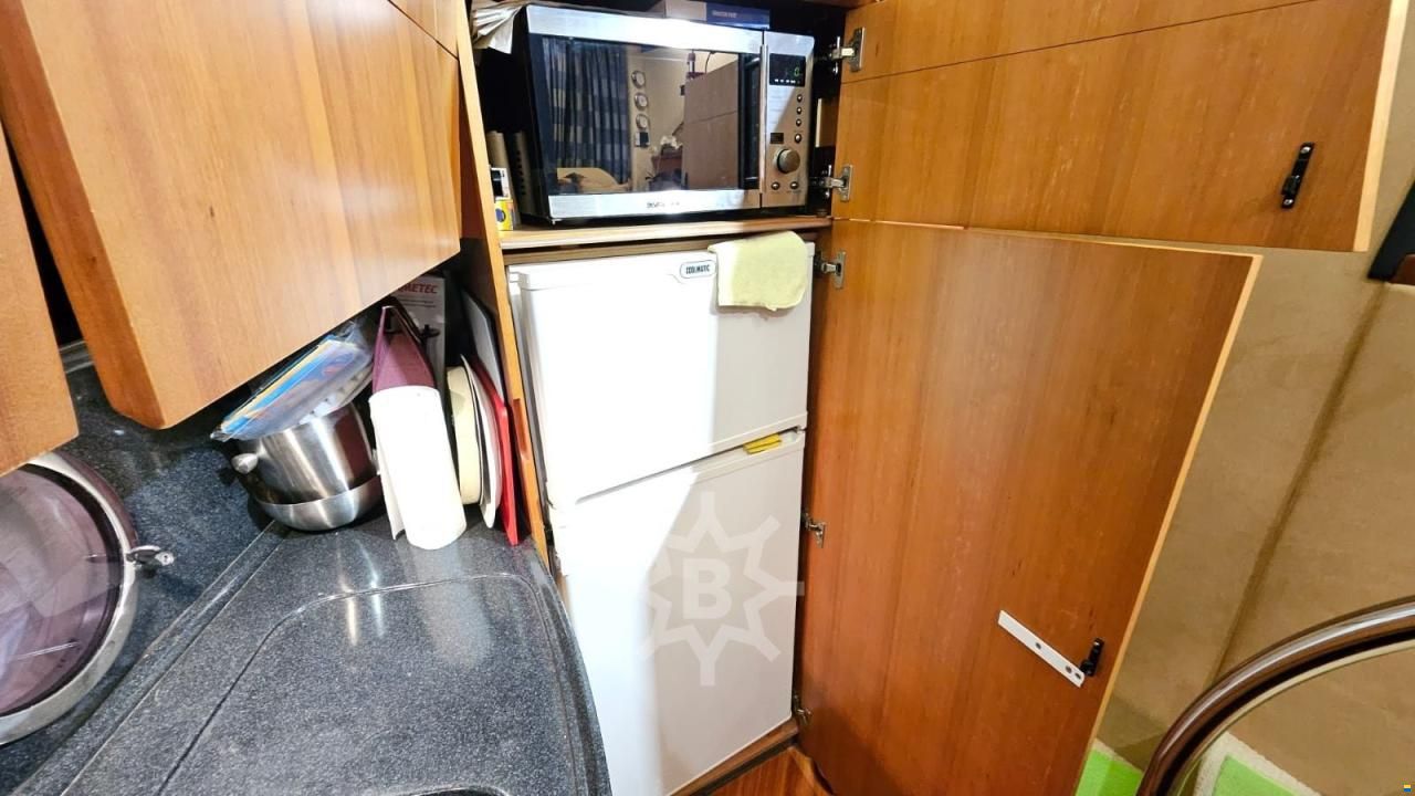 Azimut AZ 50