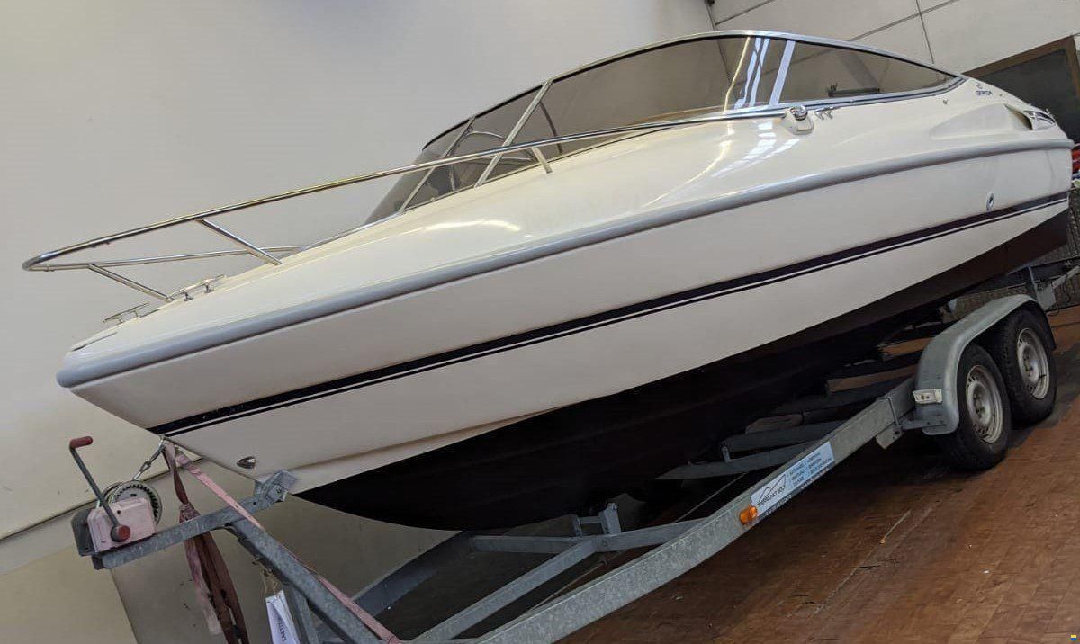 Cranchi ECLIPSE MIT TRAILER, DAYCUISER/