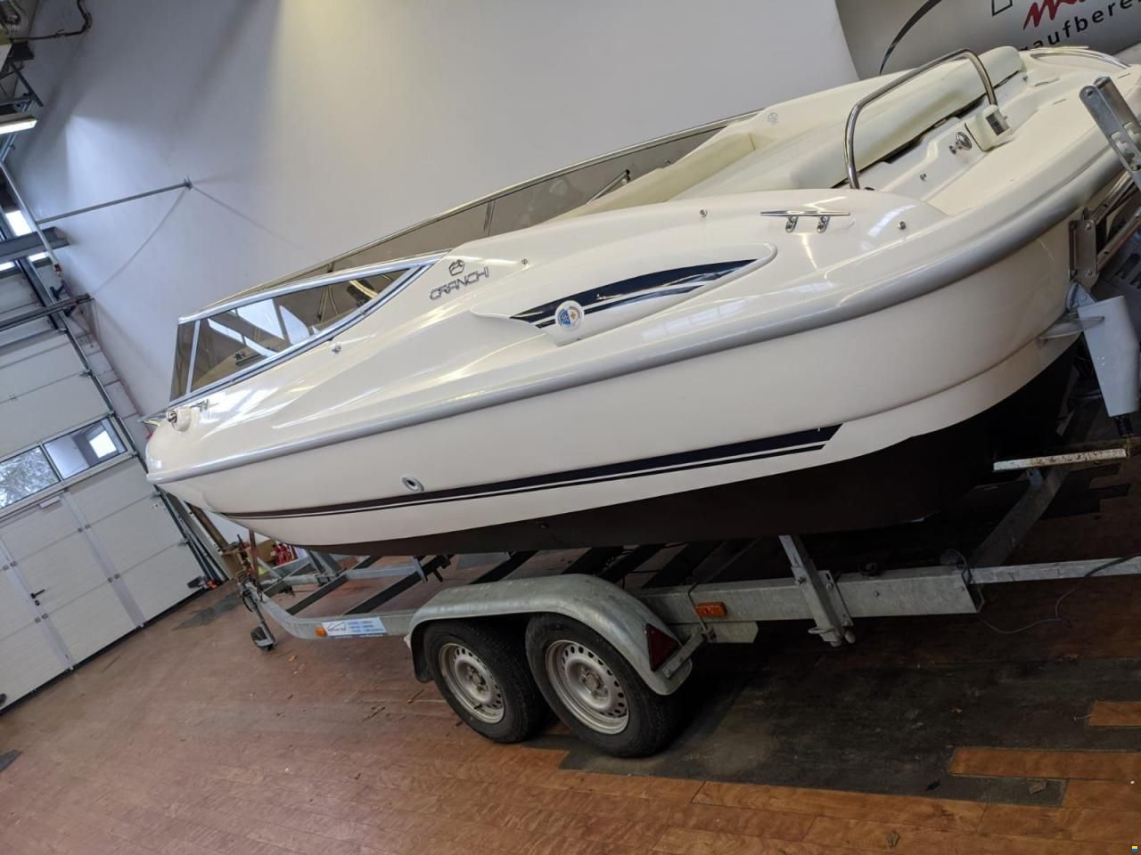 Cranchi ECLIPSE MIT TRAILER, DAYCUISER/