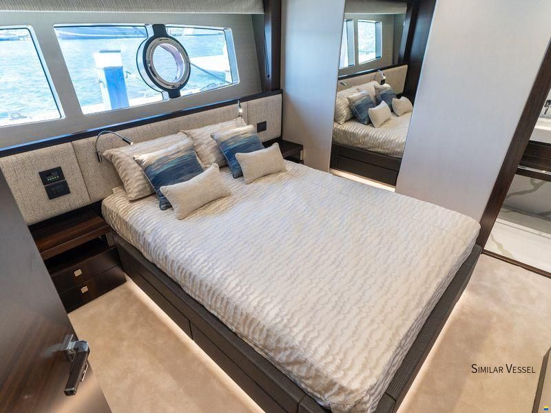 Sunseeker 95 Yacht
