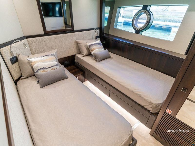 Sunseeker 95 Yacht
