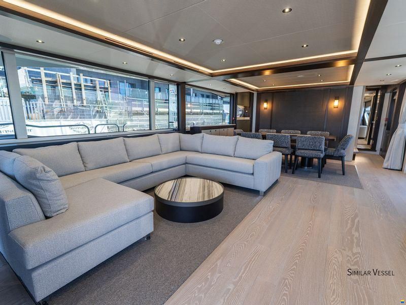 Sunseeker 95 Yacht