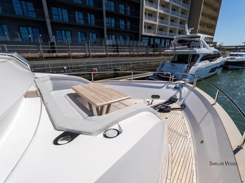 Sunseeker 95 Yacht